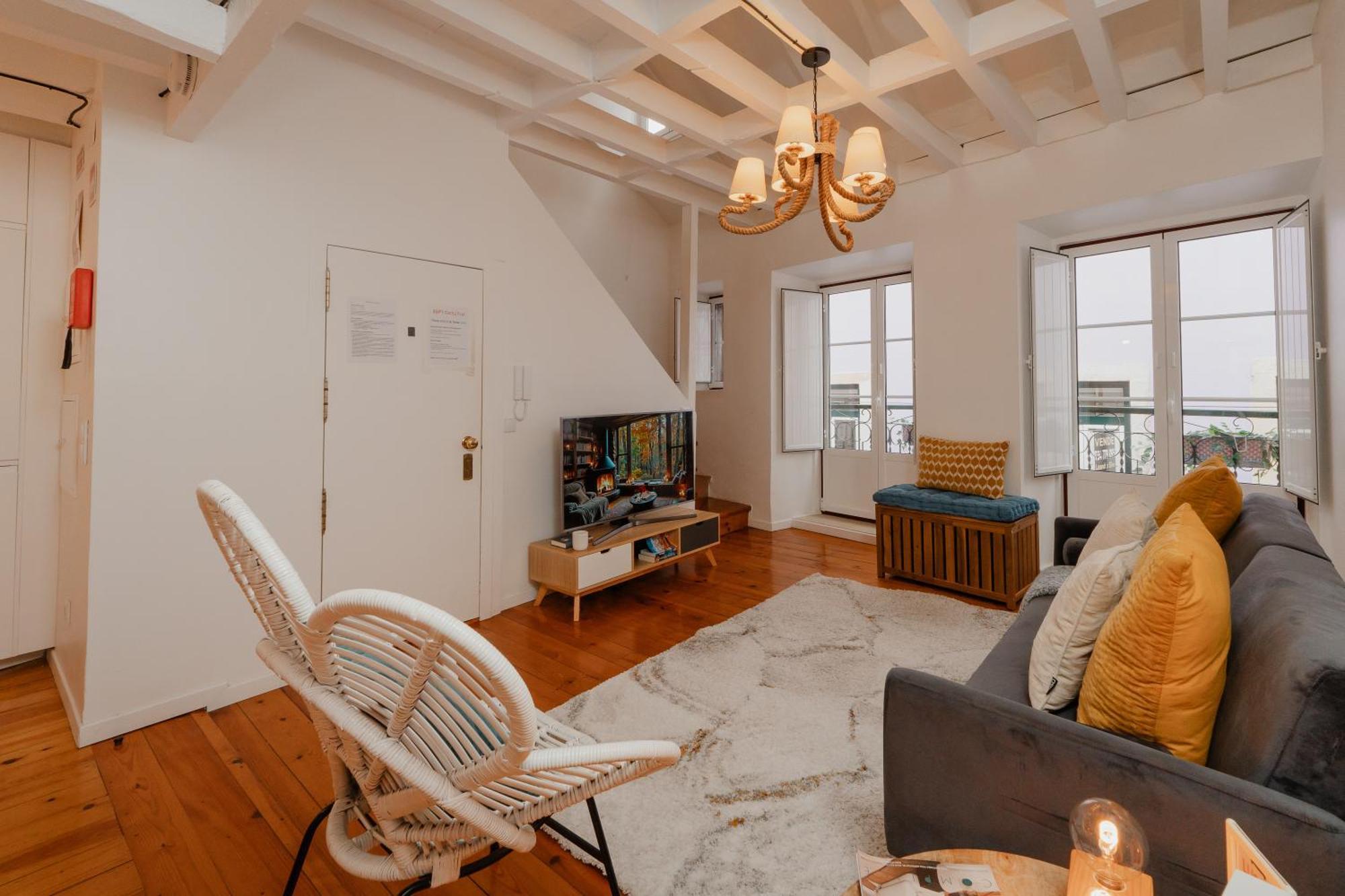 Ferienwohnung Stylish Getaway In A Mezzanine Flat By The Castle Lissabon Exterior foto