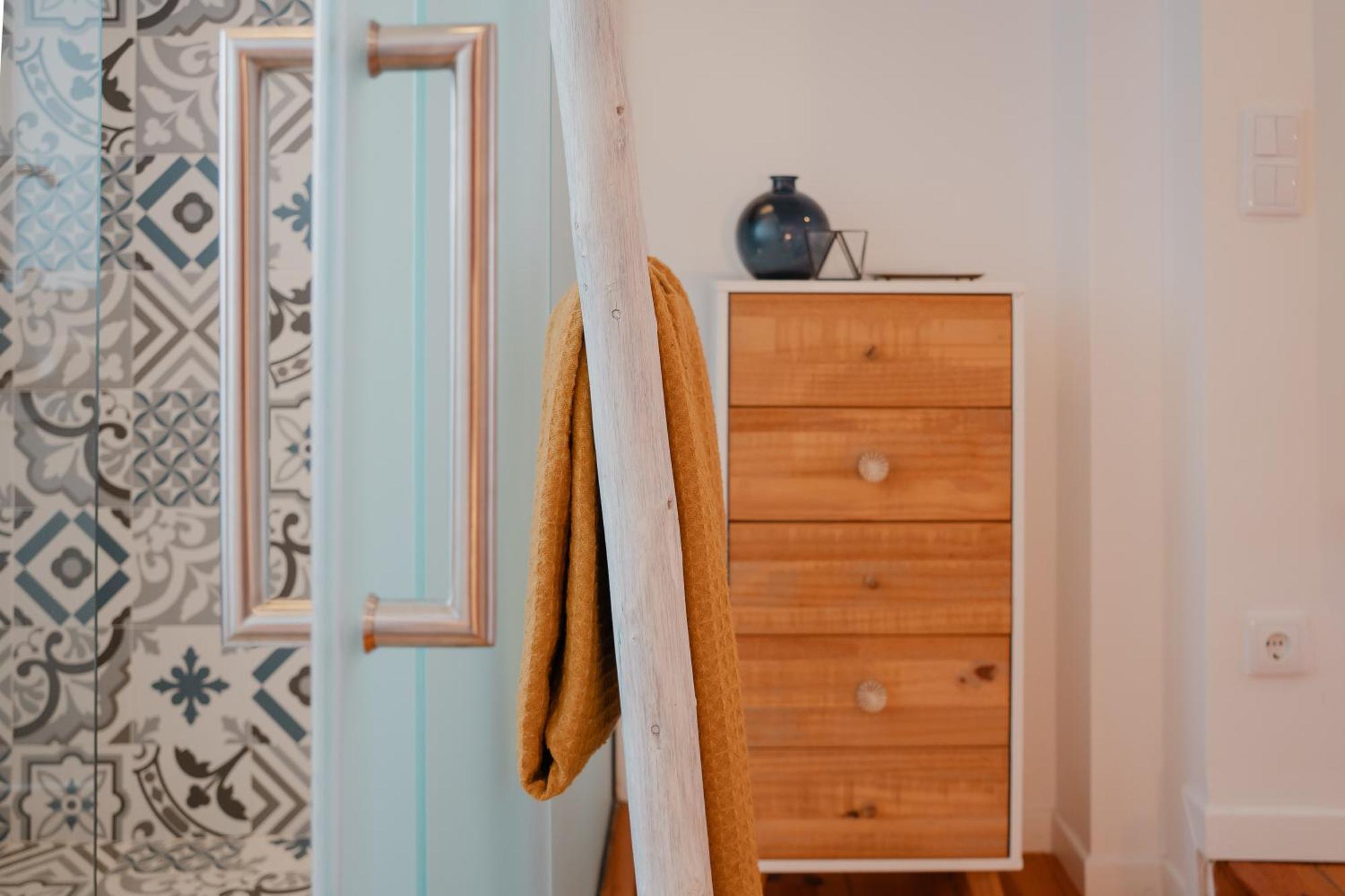 Ferienwohnung Stylish Getaway In A Mezzanine Flat By The Castle Lissabon Exterior foto