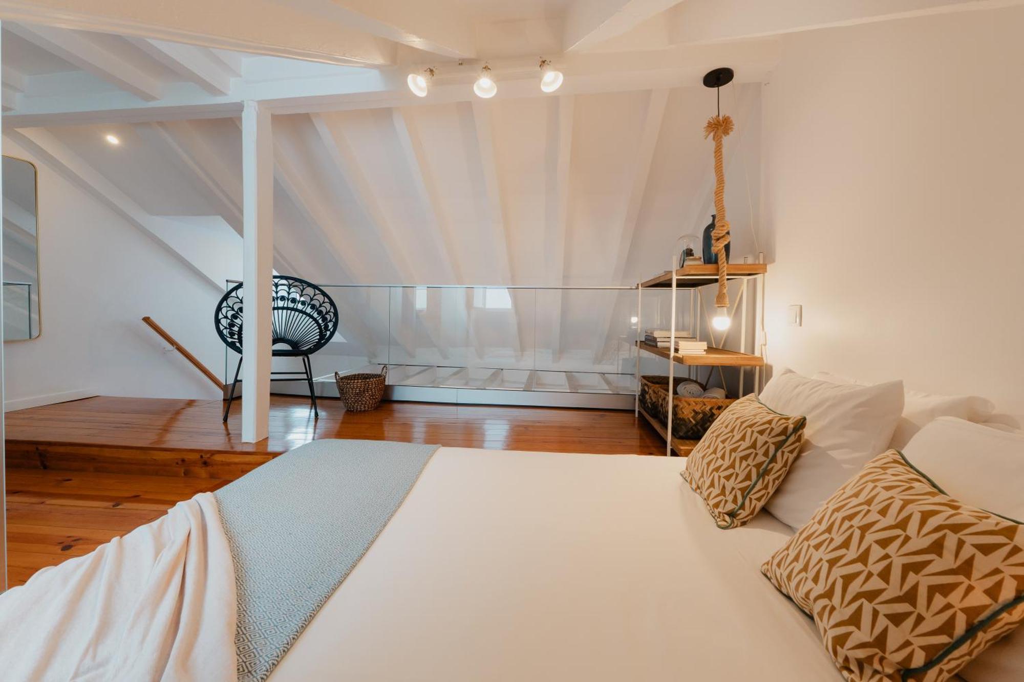 Ferienwohnung Stylish Getaway In A Mezzanine Flat By The Castle Lissabon Exterior foto