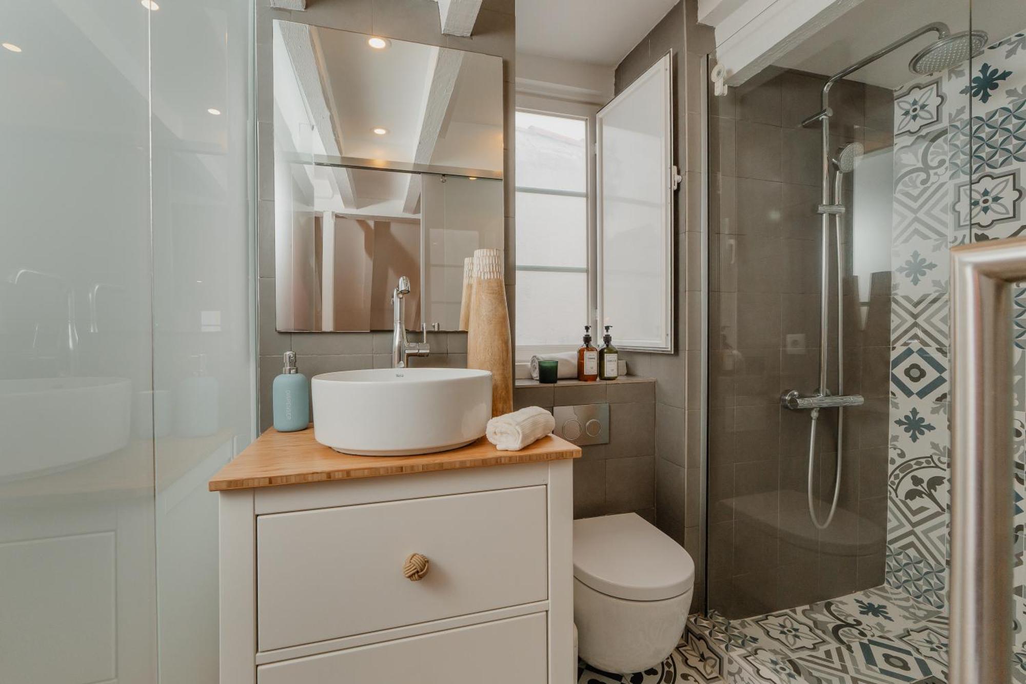 Ferienwohnung Stylish Getaway In A Mezzanine Flat By The Castle Lissabon Exterior foto