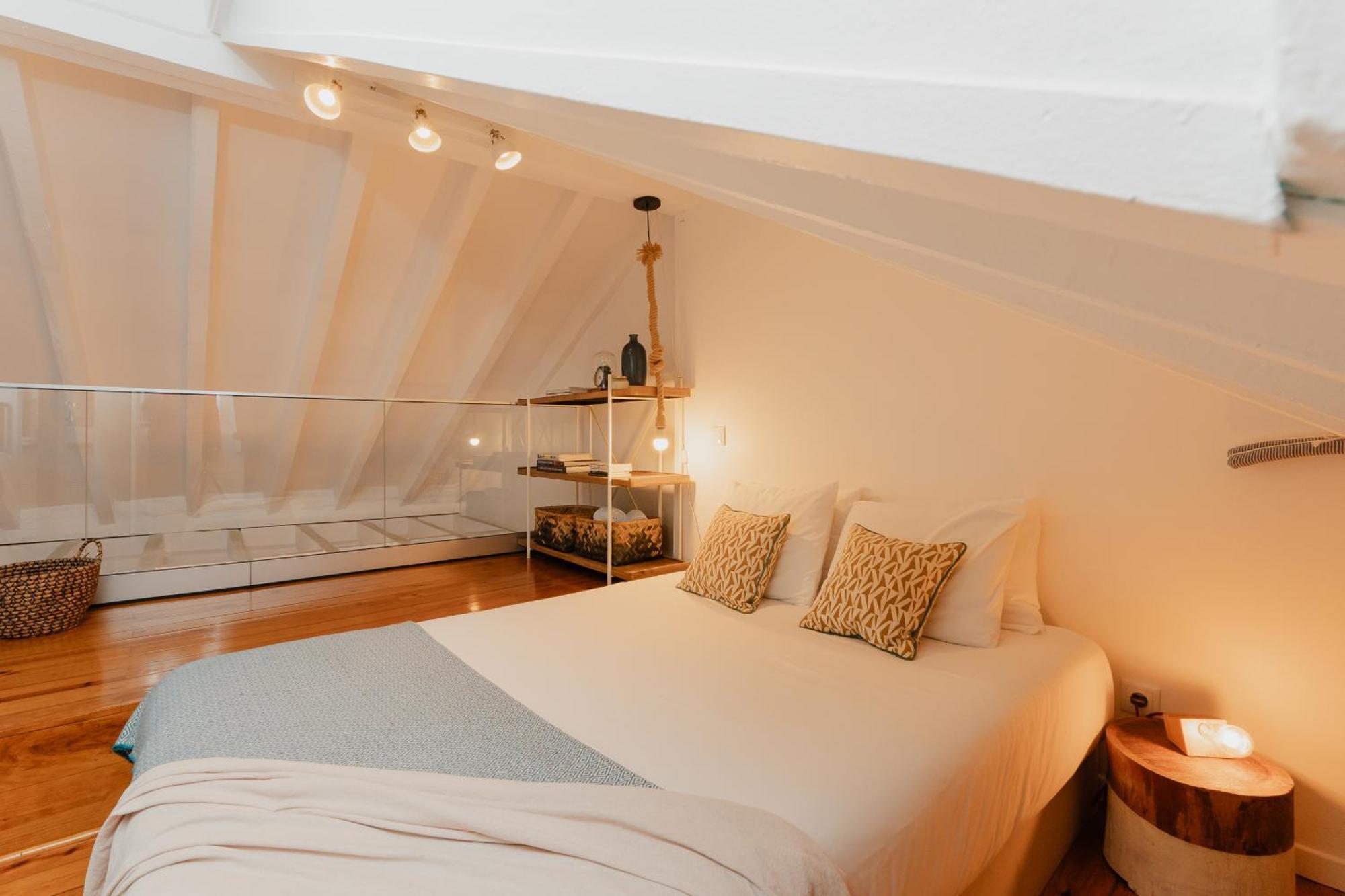 Ferienwohnung Stylish Getaway In A Mezzanine Flat By The Castle Lissabon Exterior foto